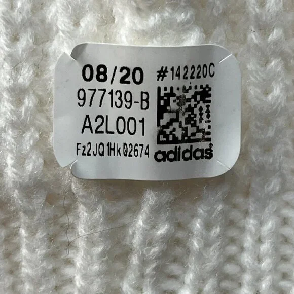 adidas Pom Beanie White NWOT - Picture 6 of 10